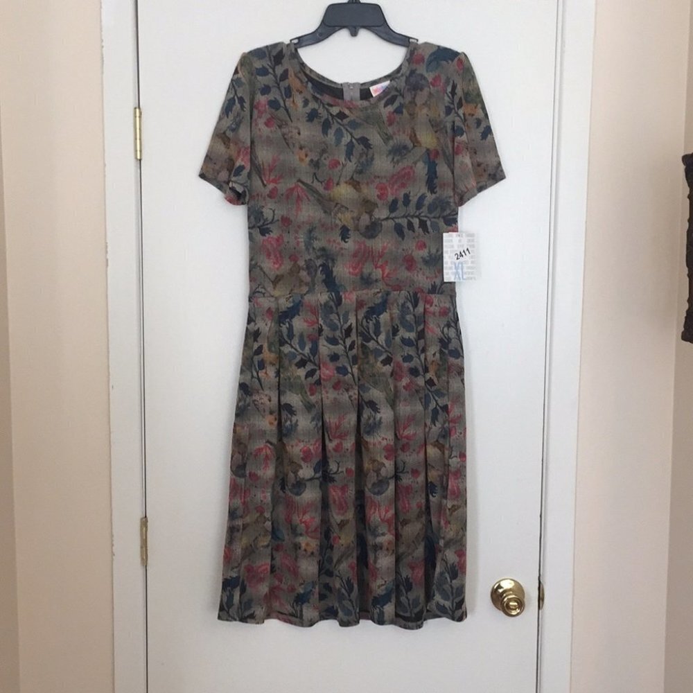 XL LuLaRoe Amelia Dress DD21 1475